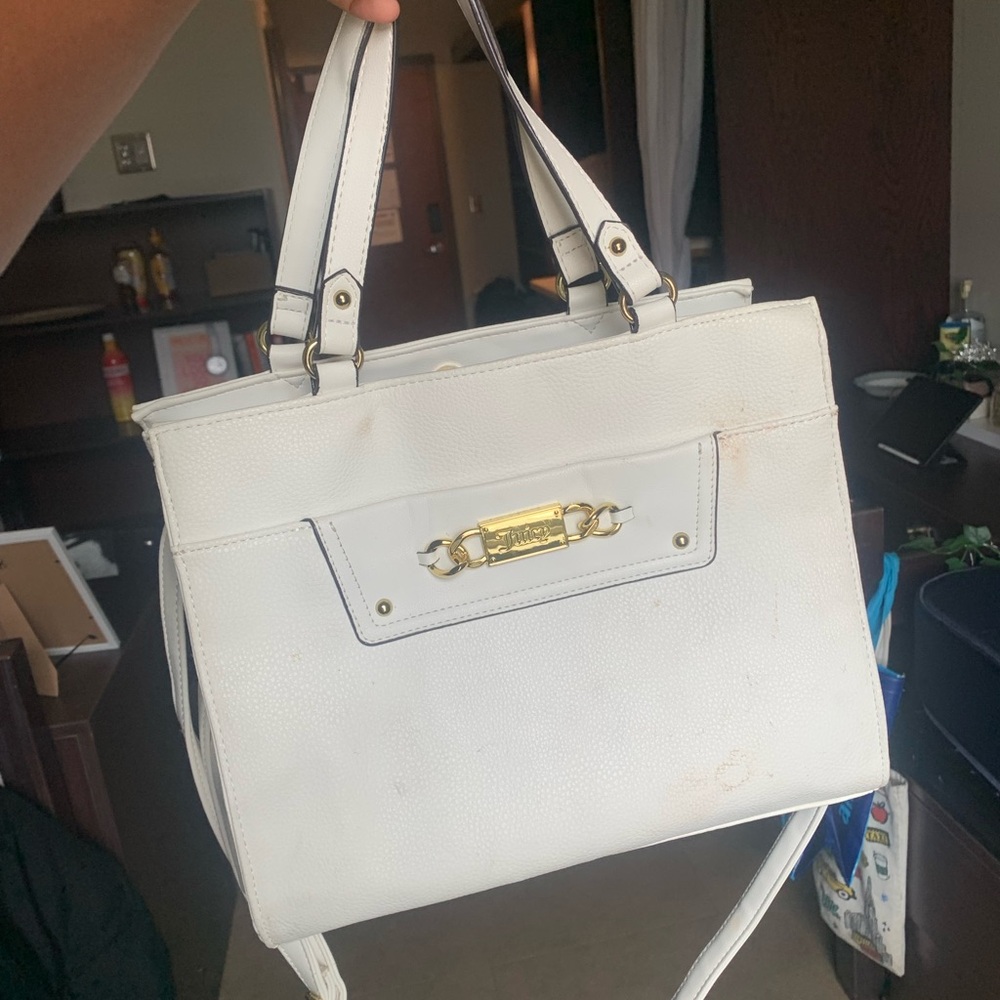 JUICY COUTURE Elegant White Handbag w Monogram Interior